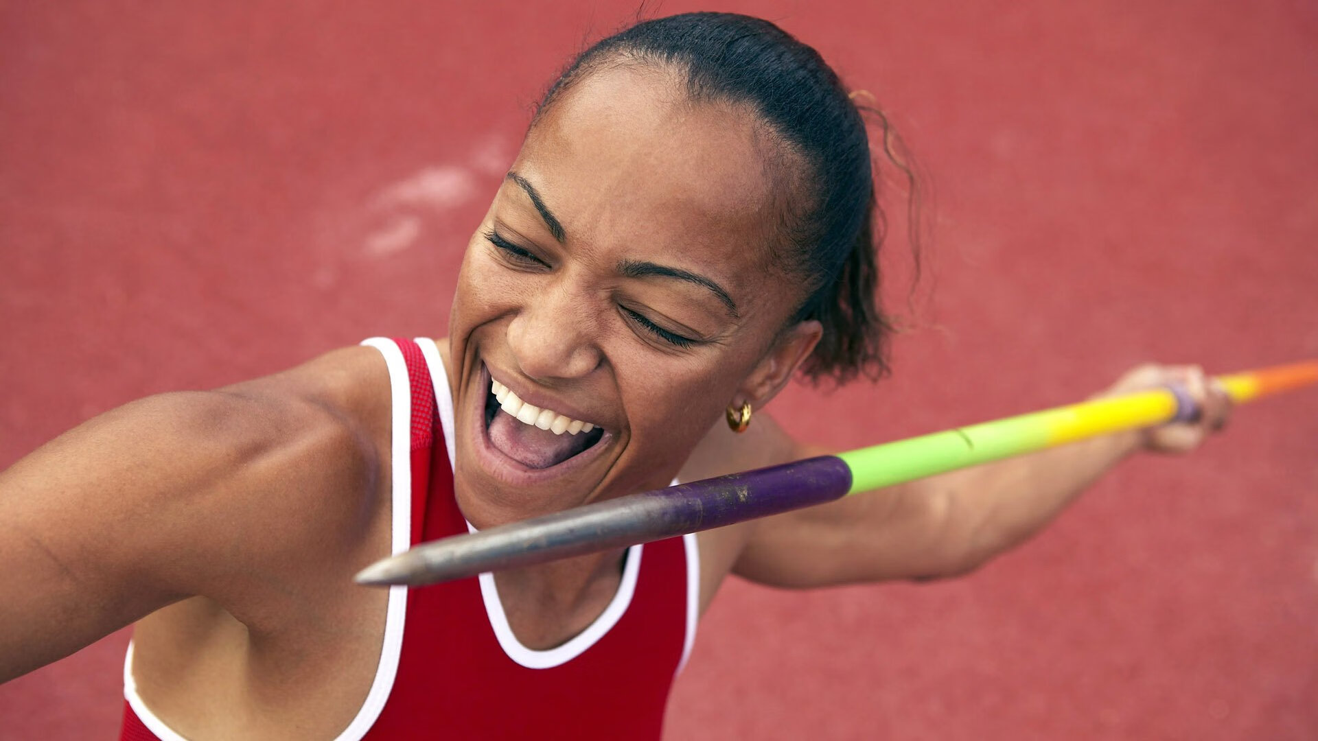 欧冠奇迹之夜，比利亚雷亚尔巅峰对决，伊朗精神铸就历史性胜出
