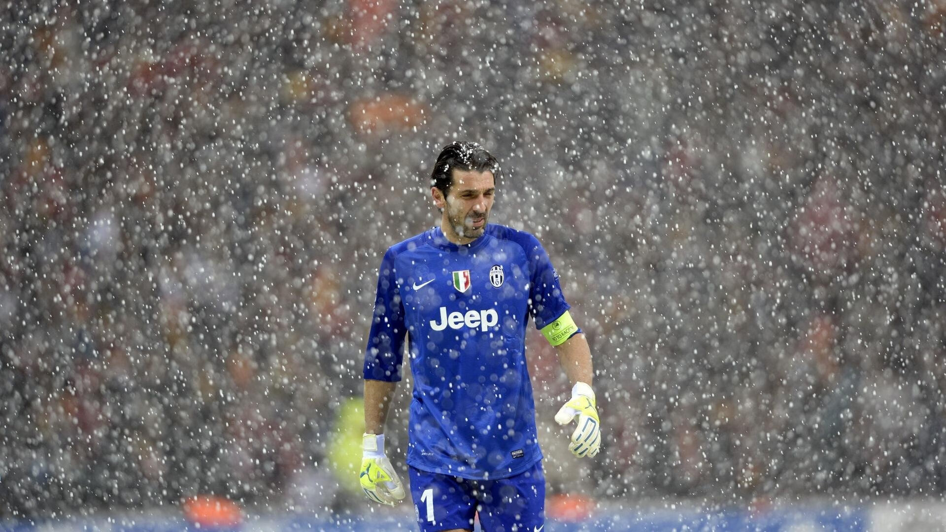 跨界逆袭，从哥斯达黎加硬仗到F1赛道，拉什福德如何以足球精神接管比赛