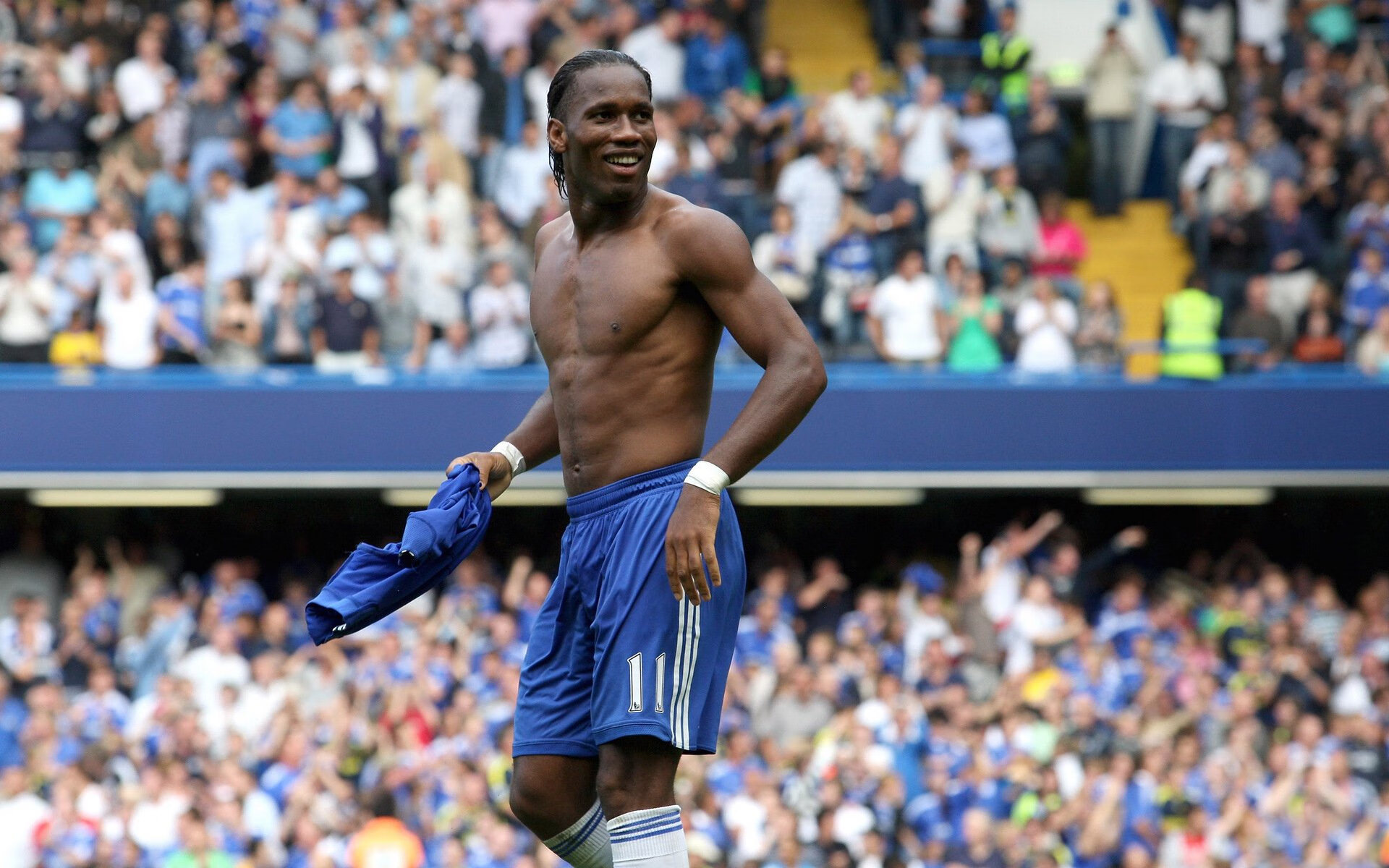 摩纳哥鏖战伊朗,富安健洋统治全场的战术史诗