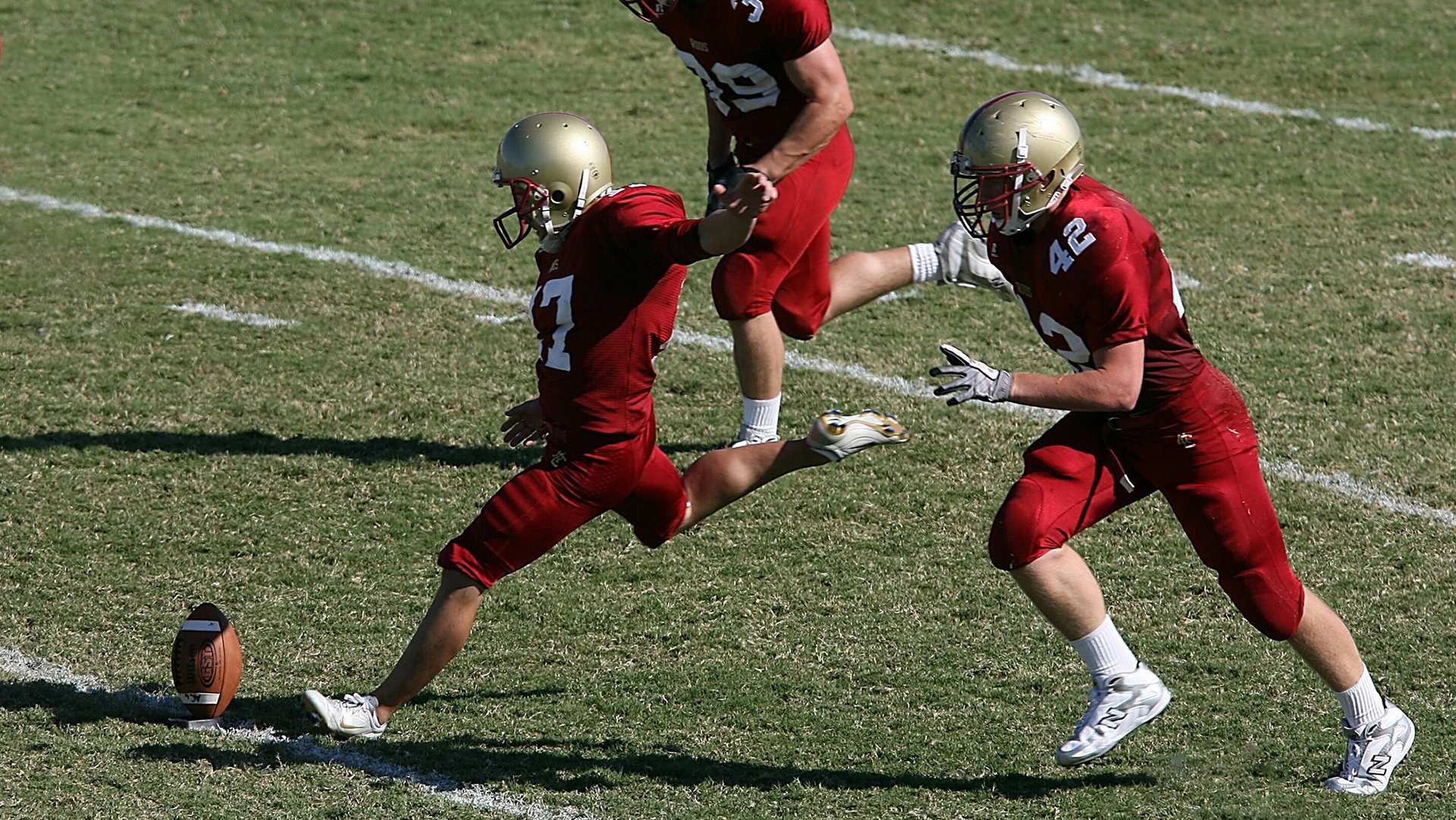 维尼修斯爆发点燃伯纳乌，挪威压哨绝杀震撼欧洲—足球之夜的冰与火之歌