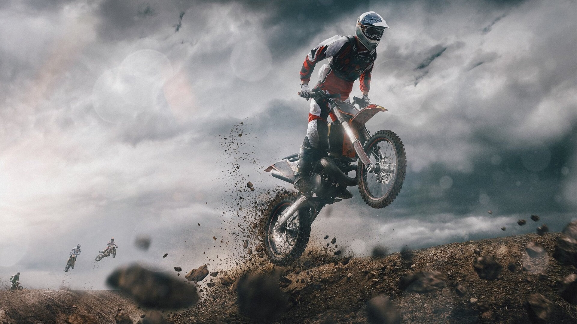 赛道奇迹，雷诺绝地翻盘迈凯伦，周冠宇刷新纪录书写历史